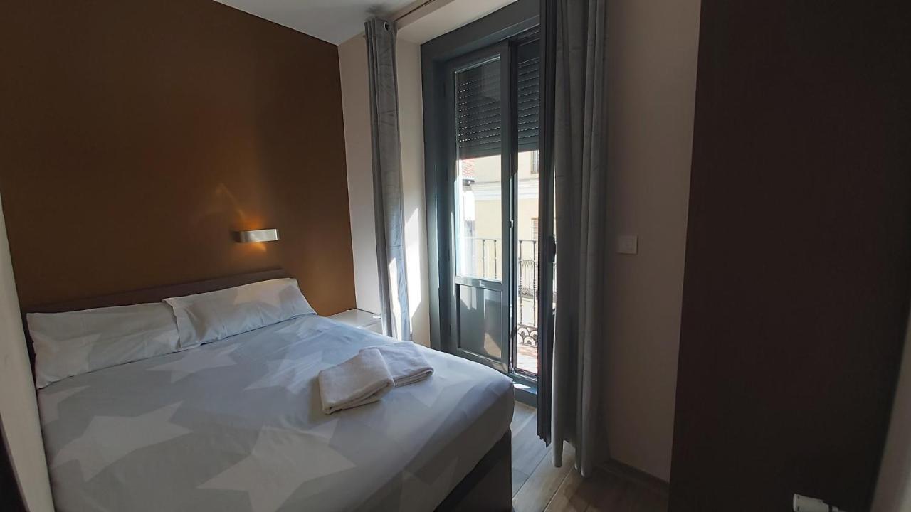 Hostal Corazon De מדריד מראה חיצוני תמונה