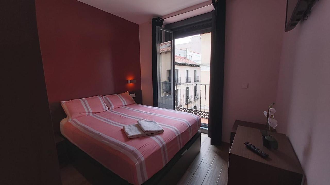 Hostal Corazon De מדריד מראה חיצוני תמונה