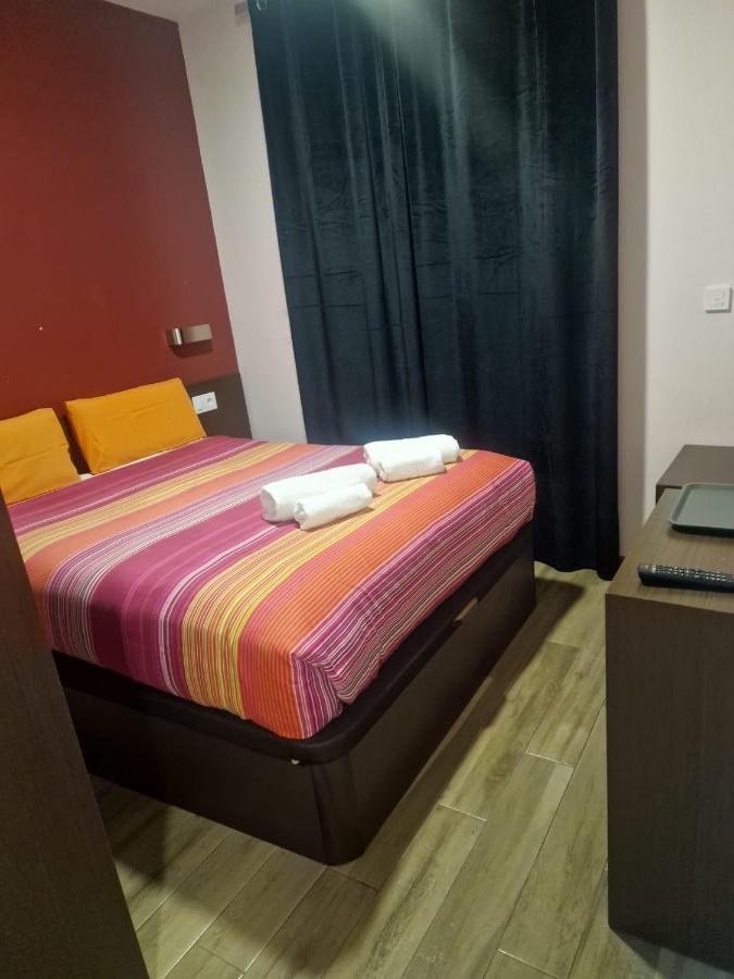 Hostal Corazon De מדריד מראה חיצוני תמונה